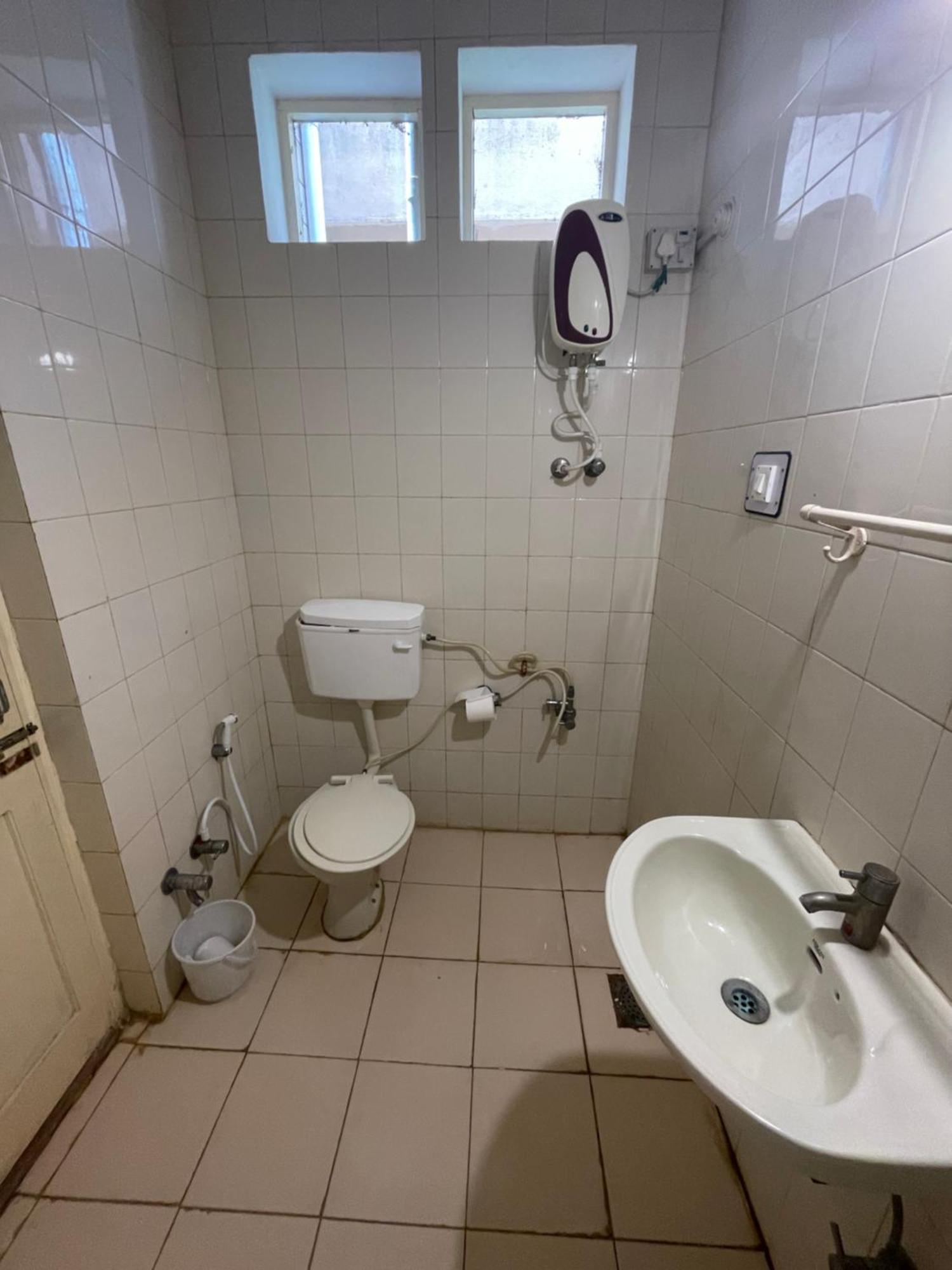 Stay Guru Resort Farm Villa Bhuj Bagian luar foto