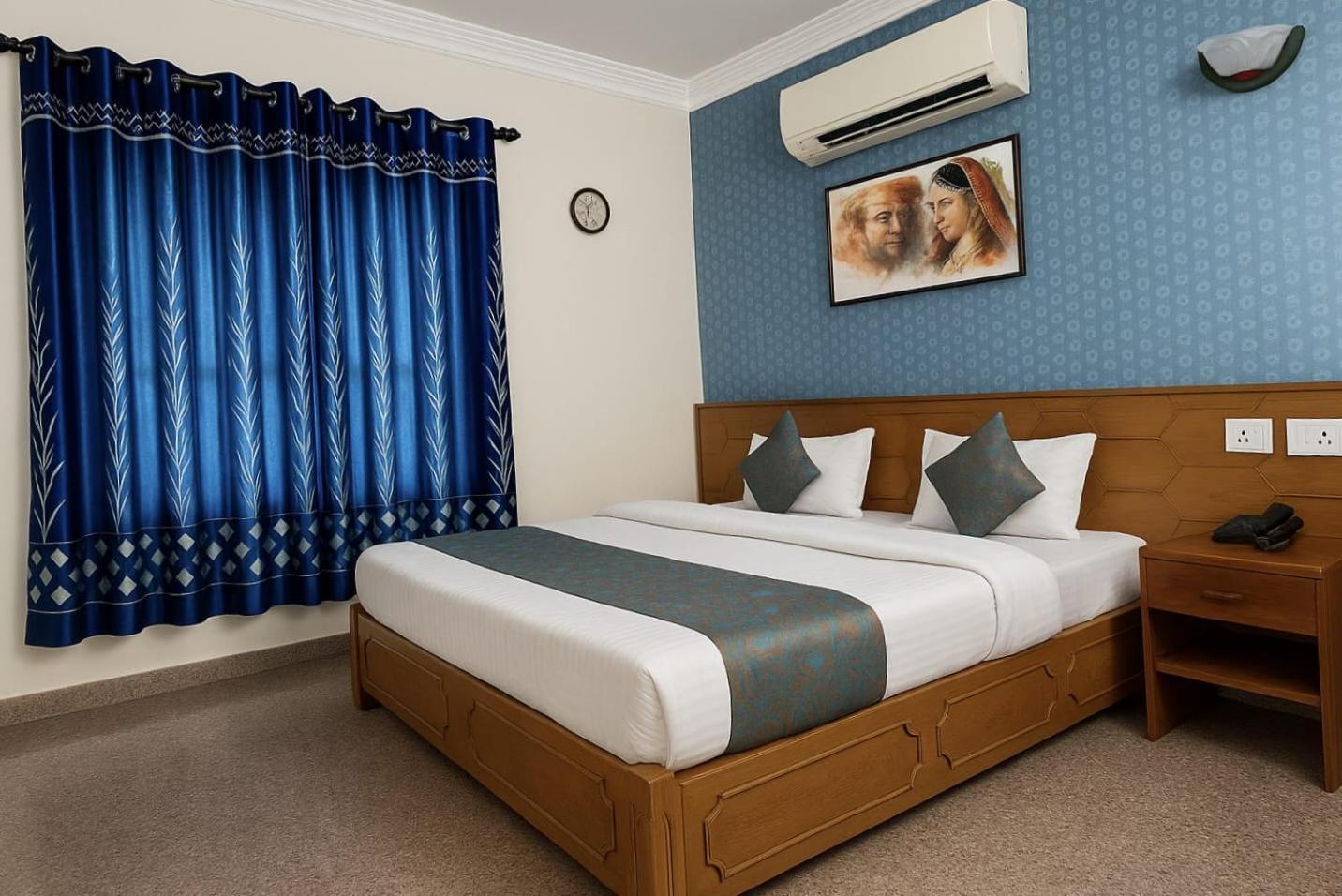 Stay Guru Resort Farm Villa Bhuj Bagian luar foto